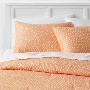 Room Essentials 5 Piece Comforter & Sheets Set, Orange & White, Twin Size